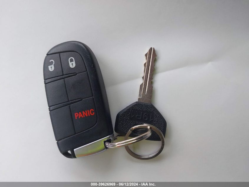 2017 Dodge Journey Sxt VIN: 3C4PDCBG7HT526865 Lot: 39626969