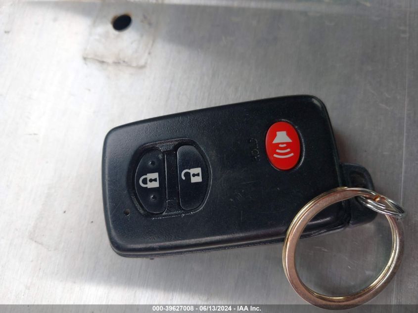 2013 Toyota Prius Three Se VIN: JTDKN3DUXD1660023 Lot: 39627008