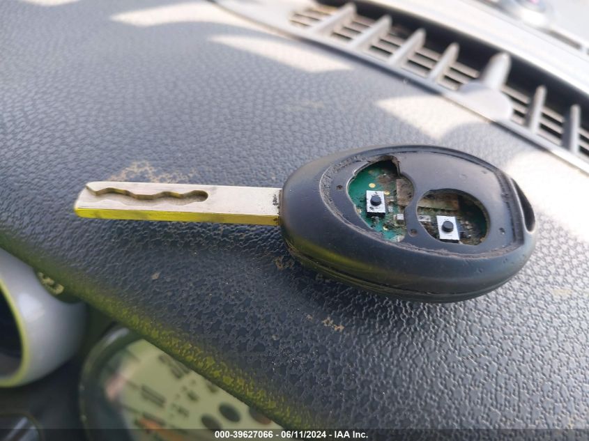 2002 Mini Cooper S VIN: WMWRE334X2XD53825 Lot: 39627066