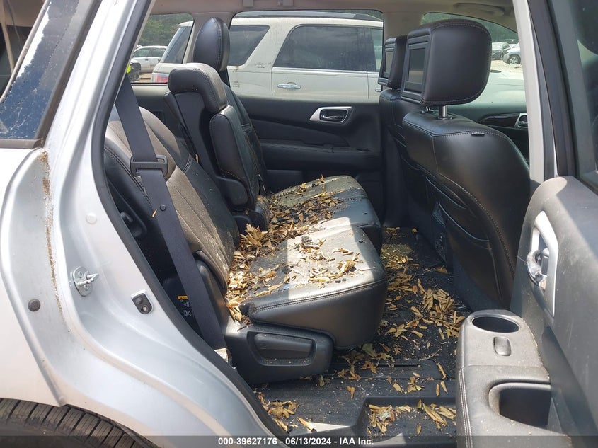 2013 Nissan Pathfinder Platinum VIN: 5N1AR2MNXDC630863 Lot: 39627176