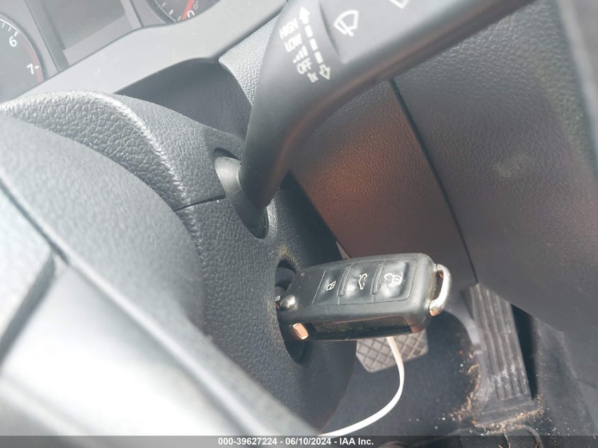 2012 Volkswagen Jetta 2.0L S VIN: 3VW2K7AJ0CM385058 Lot: 39627224