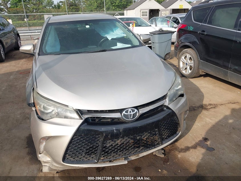 2015 Toyota Camry Se VIN: 4T1BF1FK3FU114903 Lot: 39627269
