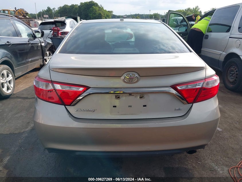 2015 Toyota Camry Se VIN: 4T1BF1FK3FU114903 Lot: 39627269