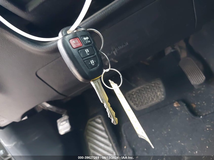 2015 Toyota Camry Se VIN: 4T1BF1FK3FU114903 Lot: 39627269