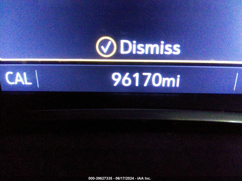 2019 Chevrolet Equinox Premier VIN: 2GNAXXEV8K6171335 Lot: 39627335