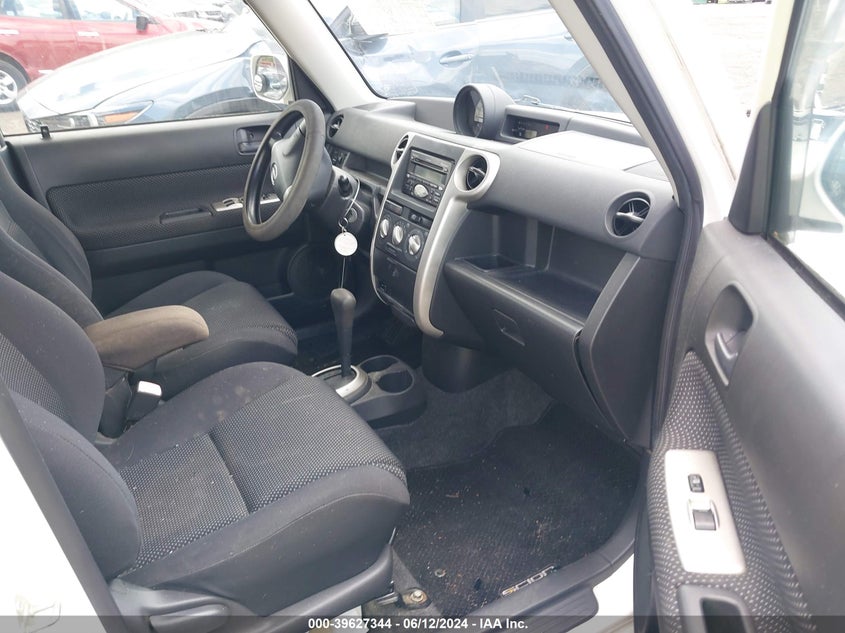 2004 Scion Xb VIN: JTLKT324040156471 Lot: 39627344