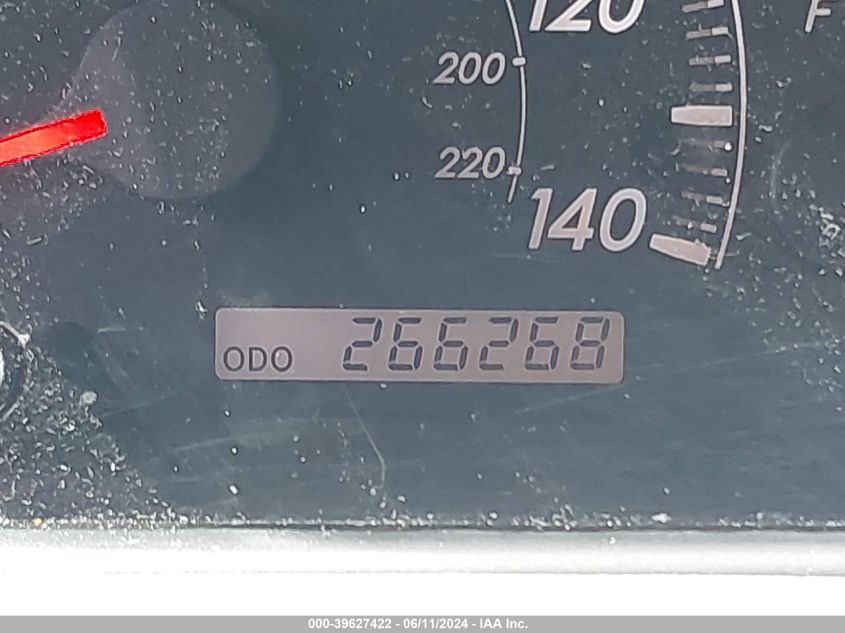 2005 Toyota Camry Le/Xle/Se VIN: 4T1BE30K45U951844 Lot: 39627422