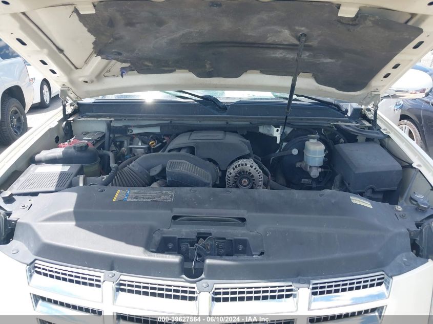 2008 Cadillac Escalade Esv Standard VIN: 1GYFK66818R213173 Lot: 39627564