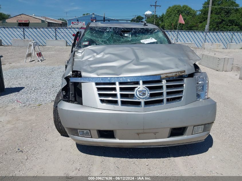 2008 Cadillac Escalade Standard VIN: 1GYEC63868R119139 Lot: 39627636