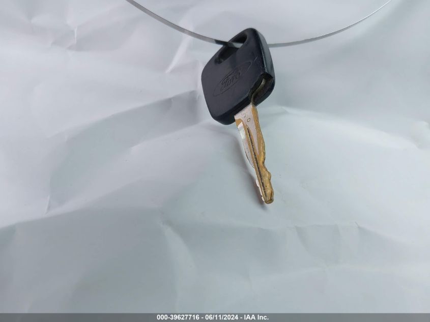 2002 Ford F-150 Xl/Xlt VIN: 1FTRF17262NA93700 Lot: 39627716