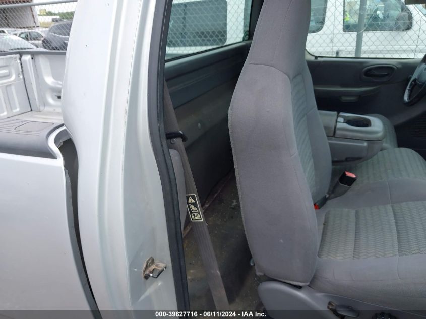 2002 Ford F-150 Xl/Xlt VIN: 1FTRF17262NA93700 Lot: 39627716