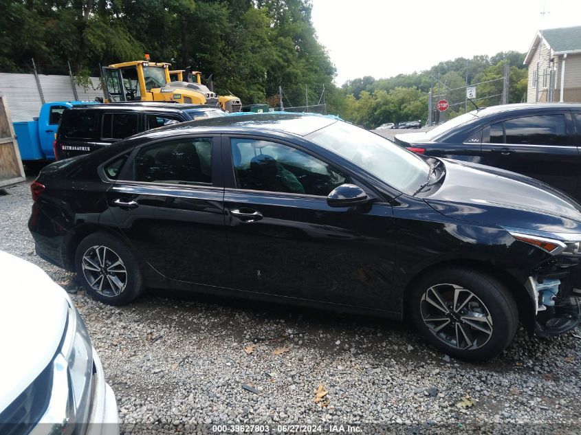 2023 Kia Forte Lxs VIN: 3KPF24AD2PE641701 Lot: 39627803