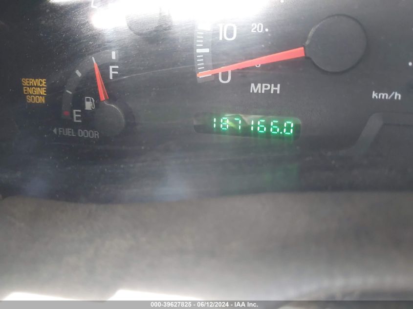 1999 Ford F-150 Lariat/Work Series/Xl/Xlt VIN: 1FTRX18W7XNA97017 Lot: 39627825