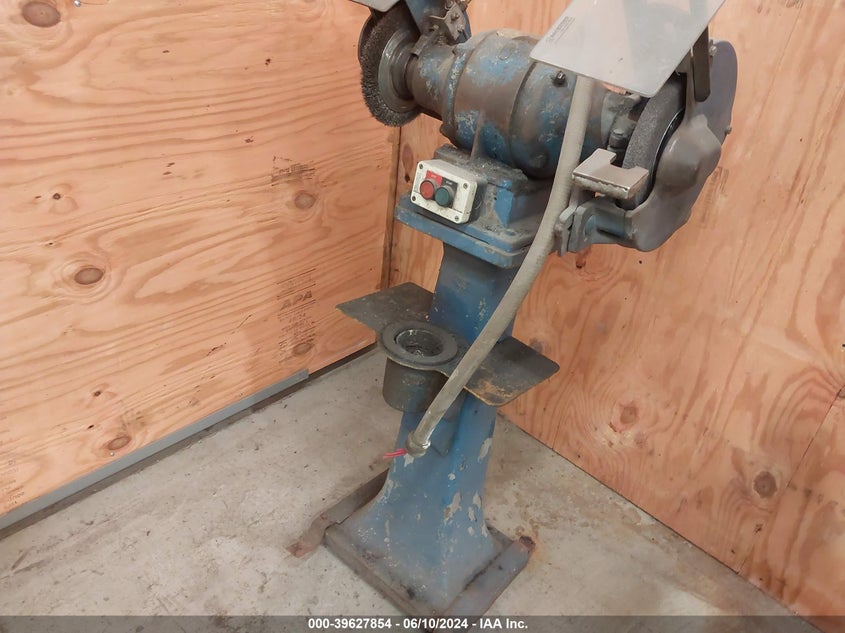 2000 PEDESTAL GRINDER OTHER