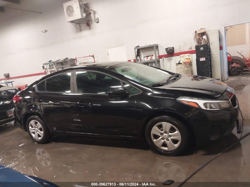 2017 Kia Forte Lx VIN: 3KPFK4A77HE076776 Lot: 39627913