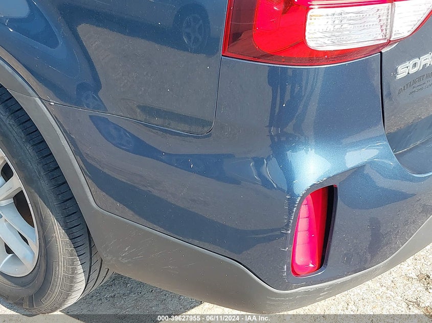 2015 Kia Sorento Lx VIN: 5XYKT3A60FG604848 Lot: 39627955