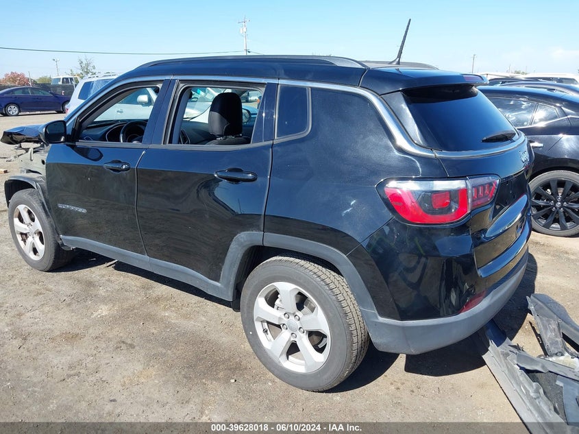 VIN 3C4NJCBB7JT186806 2018 JEEP COMPASS LATITUDE FWD