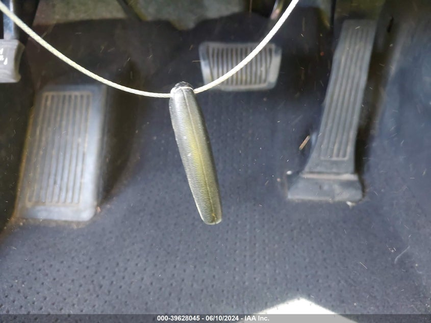 2017 Hyundai Santa Fe Se VIN: KM8SNDHFXHU173969 Lot: 39628045