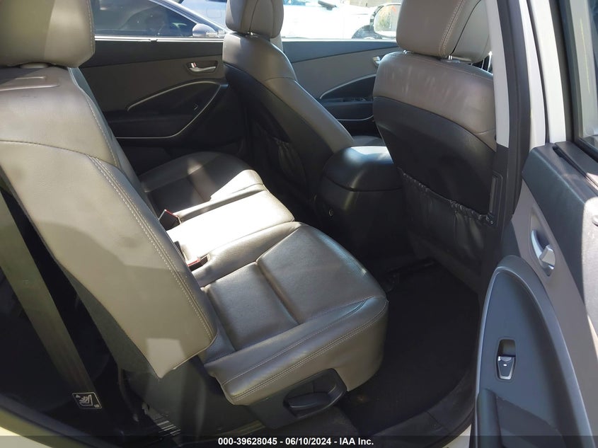 2017 Hyundai Santa Fe Se VIN: KM8SNDHFXHU173969 Lot: 39628045