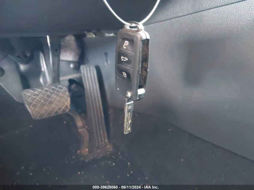 2015 Volkswagen Passat 1.8T Wolfsburg Edition VIN: 1VWAT7A37FC019212 Lot: 39628060