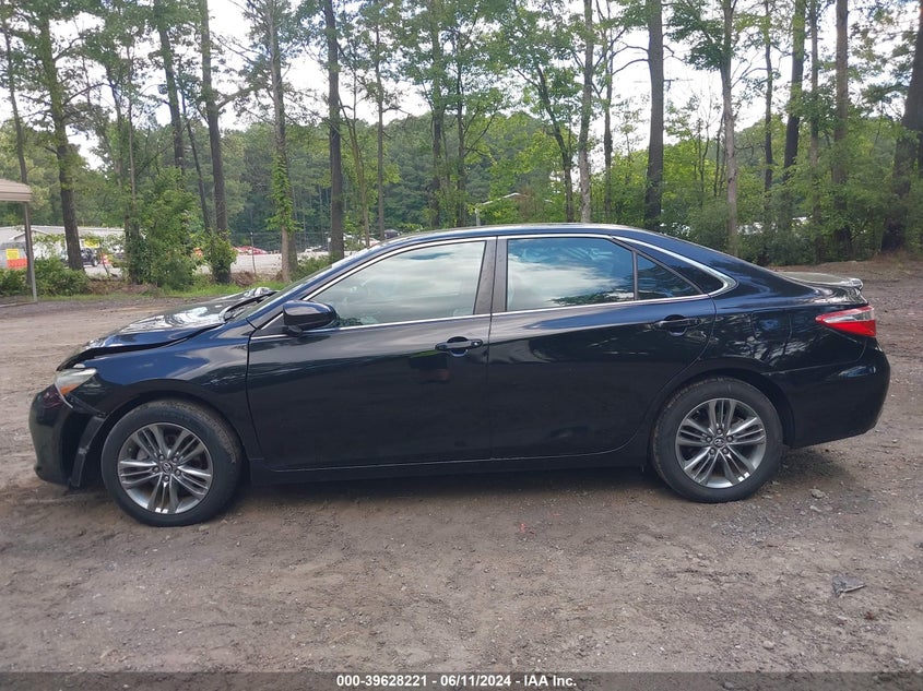 4T1BF1FK2HU320412 2017 Toyota Camry Se