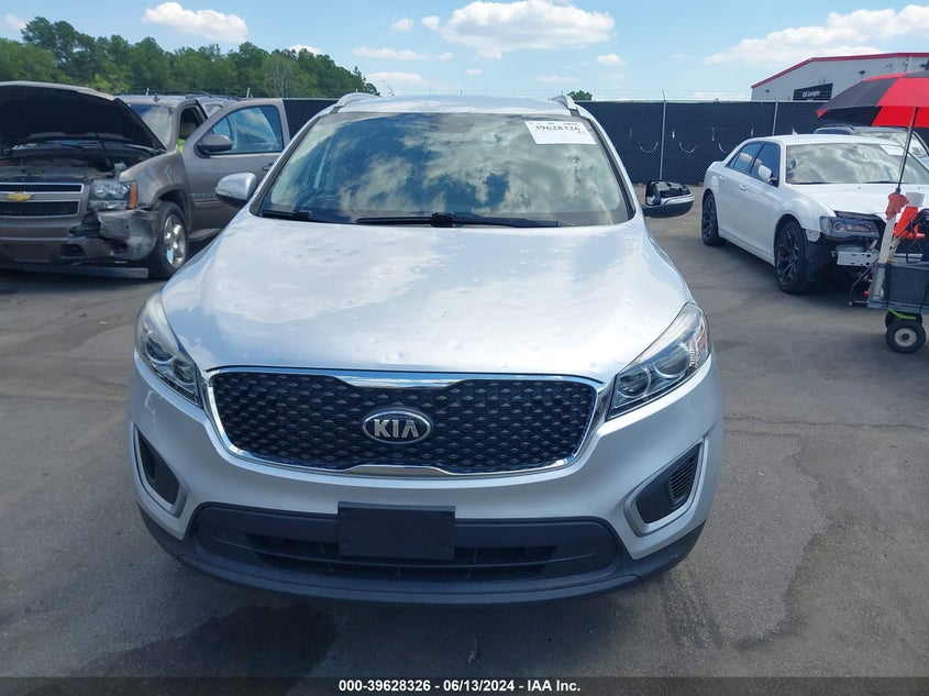 2017 Kia Sorento 2.4L Lx VIN: 5XYPGDA33HG327329 Lot: 39628326
