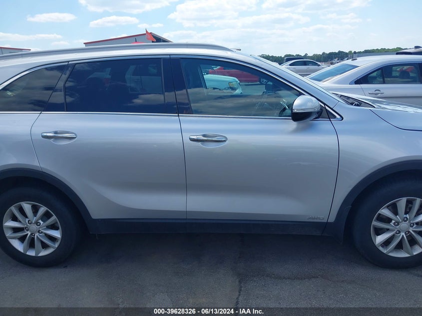 2017 Kia Sorento 2.4L Lx VIN: 5XYPGDA33HG327329 Lot: 39628326