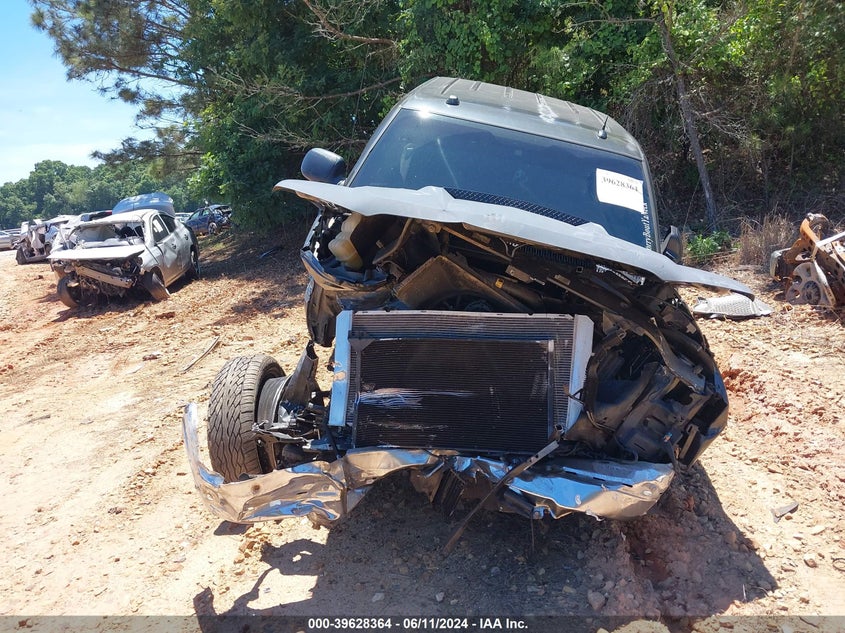 2004 Chevrolet Silverado 1500 Z71 VIN: 2GCEK13T941346490 Lot: 39628364