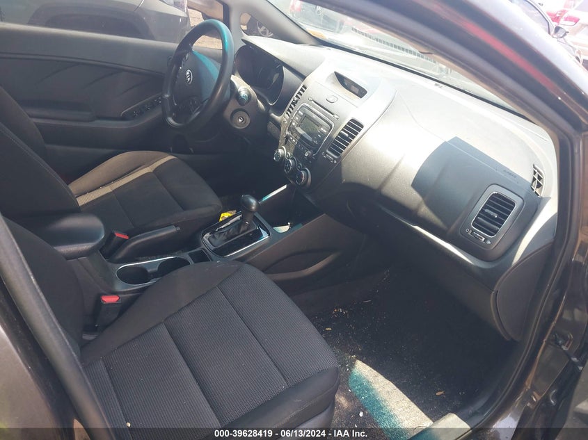 2018 KIA FORTE LX - 3KPFK4A75JE224977