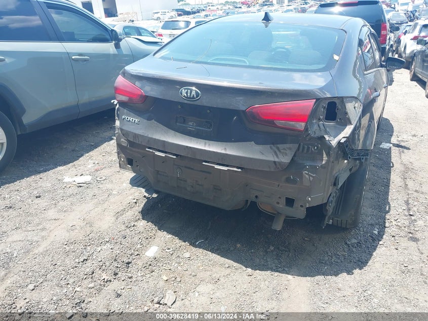 2018 KIA FORTE LX - 3KPFK4A75JE224977
