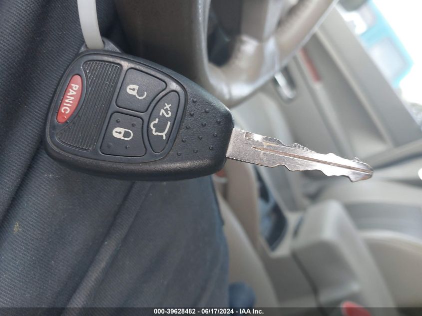 2005 Jeep Grand Cherokee Limited VIN: 1J8HR58225C607060 Lot: 39628482