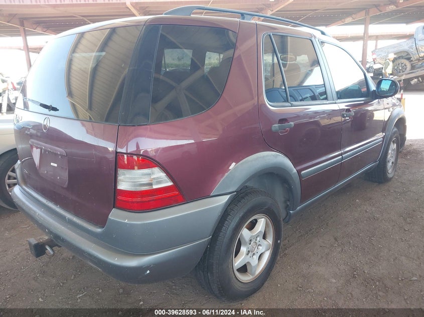 1998 Mercedes-Benz Ml 320 Classic VIN: 4JGAB54E9WA044157 Lot: 39628593