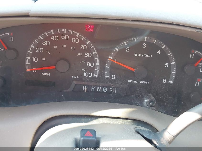 2000 Ford Expedition Eddie Bauer VIN: 1FMRU1767YLB45750 Lot: 39628642