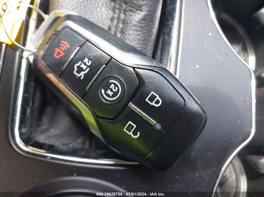 2017 Ford Explorer Sport VIN: 1FM5K8GT9HGC84046 Lot: 39628789