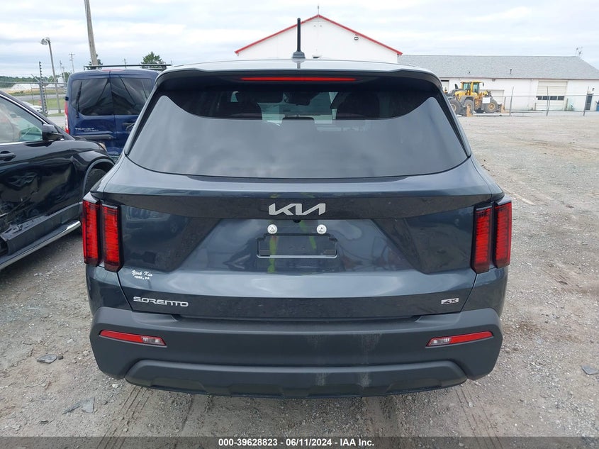 2023 Kia Sorento Lx VIN: 5XYRGDLC3PG214422 Lot: 39628823