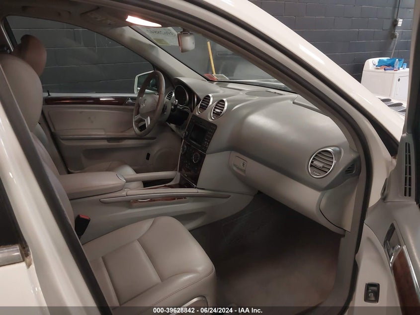 2011 Mercedes-Benz Ml 350 4Matic VIN: 4JGBB8GB6BA670850 Lot: 39628842
