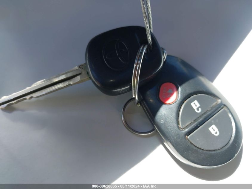 2012 Toyota Tundra Grade 5.7L V8 VIN: 5TFDY5F1XCX225125 Lot: 39628865