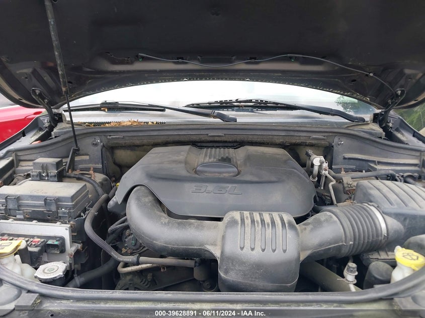 2011 Jeep Grand Cherokee Laredo VIN: 1J4RR4GG8BC520031 Lot: 39628891