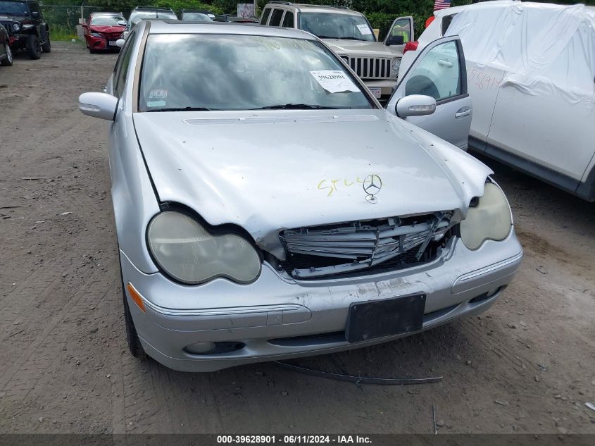 2002 Mercedes-Benz C 240 VIN: WDBRF61JX2F263708 Lot: 39628901