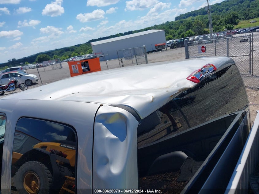 2004 Chevrolet Silverado 1500 Z71 VIN: 1GCEK19T84E331095 Lot: 39628973