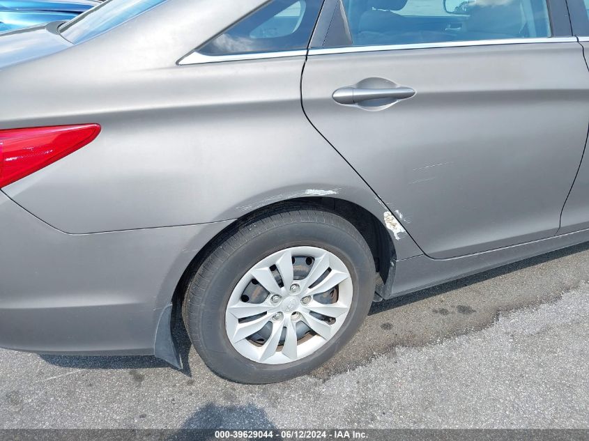 2013 HYUNDAI SONATA GLS - 5NPEB4AC9DH598551