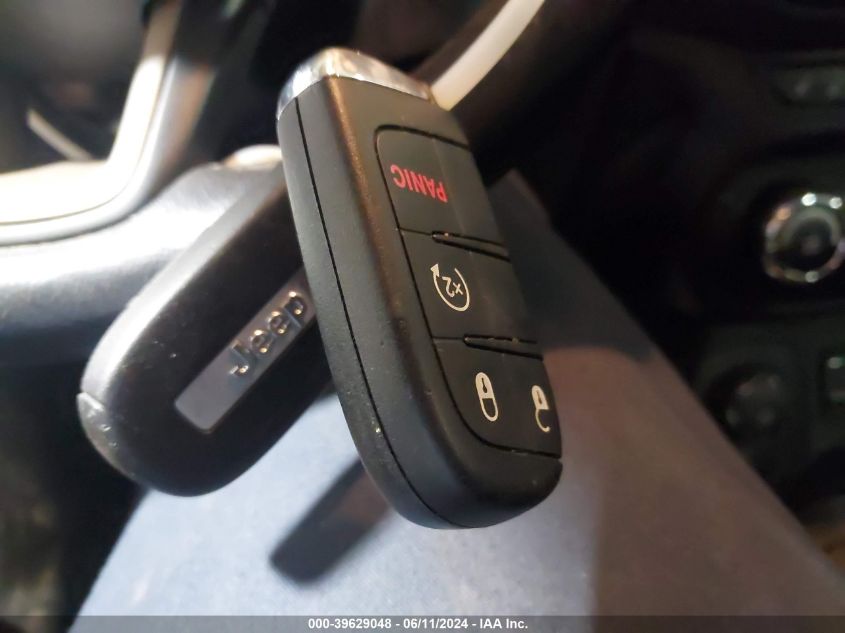 ZACCJBBB7HPG52107 2017 Jeep Renegade Latitude 4X4