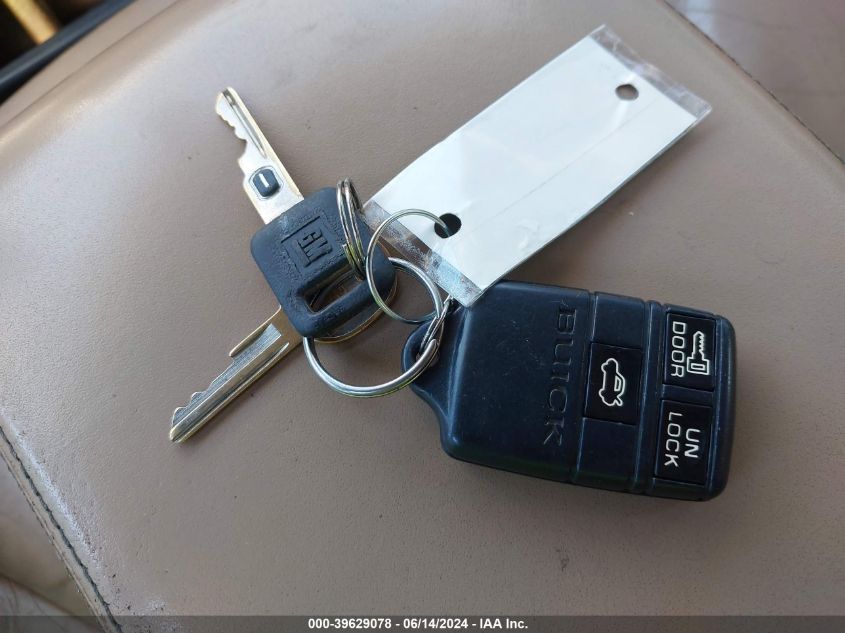 1996 Buick Roadmaster Limited VIN: 1G4BT52PXTR421811 Lot: 39629078