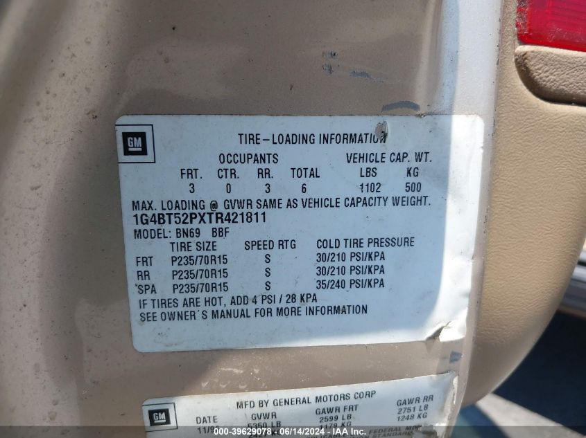 1996 Buick Roadmaster Limited VIN: 1G4BT52PXTR421811 Lot: 39629078