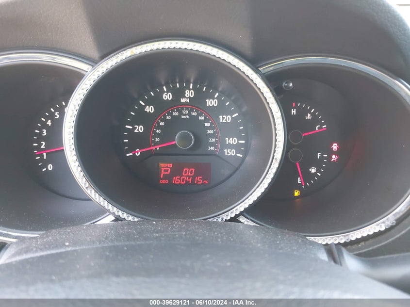 2011 Kia Sorento Lx V6 VIN: 5XYKTDA23BG128561 Lot: 39629121