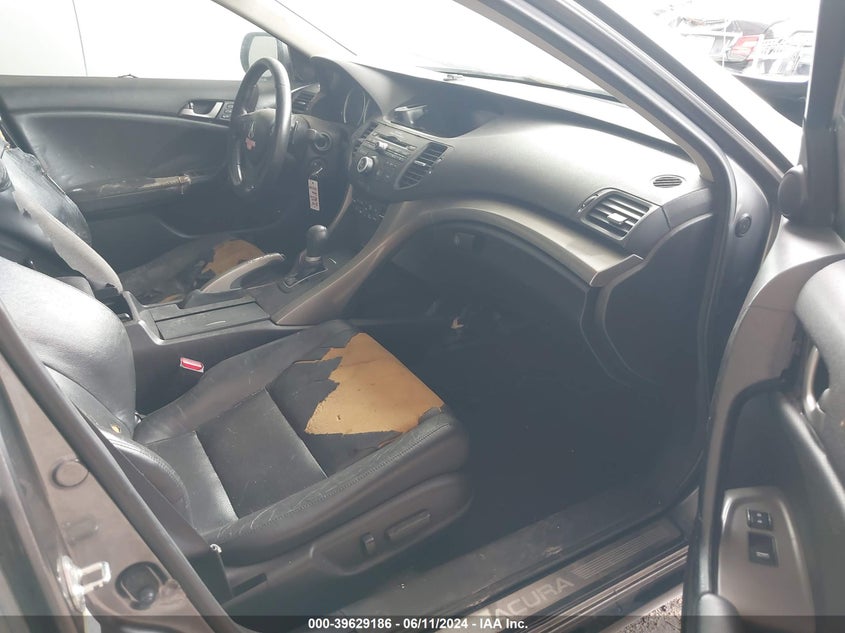 2010 Acura Tsx 2.4 VIN: JH4CU2F61AC037744 Lot: 39629186