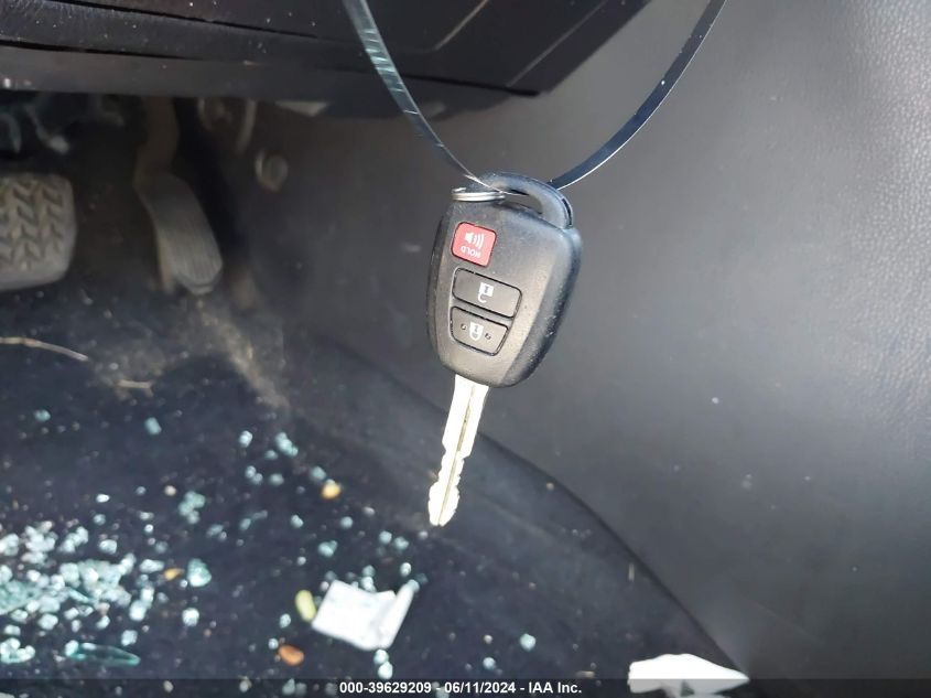 2019 Toyota Highlander Le VIN: 5TDZZRFHXKS324667 Lot: 39629209