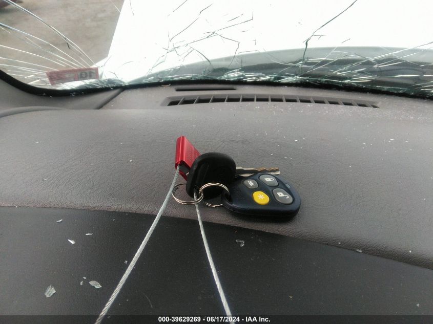 2014 GMC Savana 2500 Work Van VIN: 1GTW7FCA1E1102213 Lot: 39629269