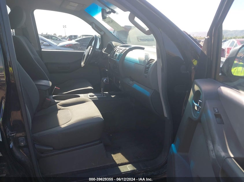 2013 Nissan Xterra X VIN: 5N1AN0NU1DN819492 Lot: 39629355