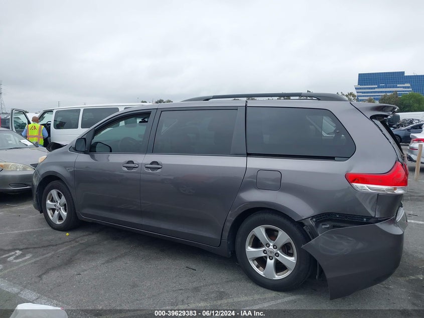 2011 Toyota Sienna Le V6 VIN: 5TDKK3DC0BS094034 Lot: 39629383